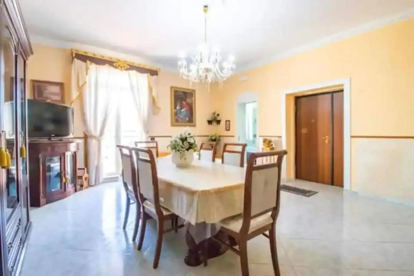 Napoleon Home In Principe Umberto Square Naples