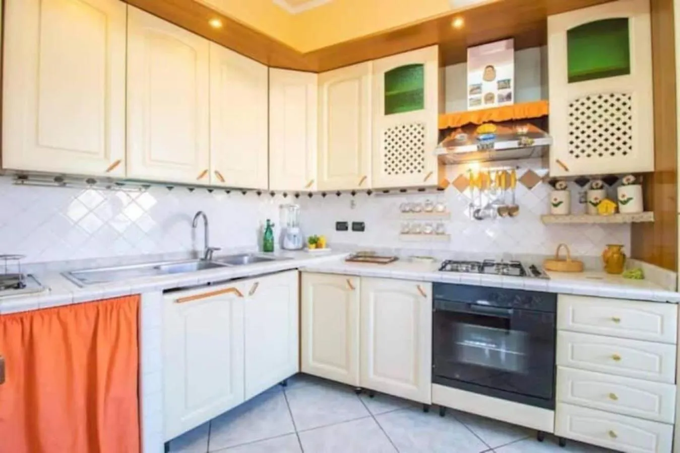 Napoleon Home In Principe Umberto Square Naples Apartment