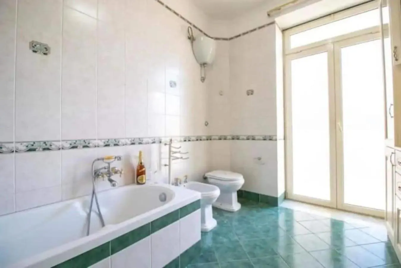 Napoleon Home In Principe Umberto Square Naples Apartment
